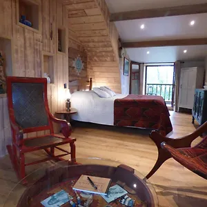 Bed & Breakfast D'hôte Atypique West Little Ranch Amérindienne, Guiscriff